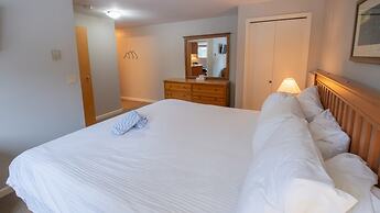 Timberline Lodges by Fernie Lodging Co