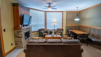 Timberline Lodges by Fernie Lodging Co