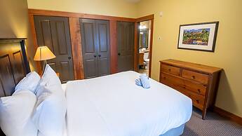 Timberline Lodges by Fernie Lodging Co