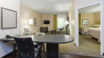 Candlewood Suites Grove City - Outlet Center by IHG