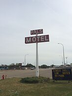 Pal's Motel