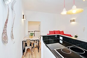 Monti Apartments - My Extra Home
