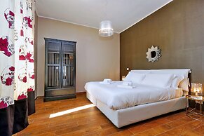 Monti Apartments - My Extra Home