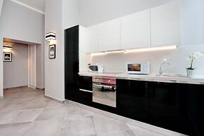 Monti Apartments - My Extra Home