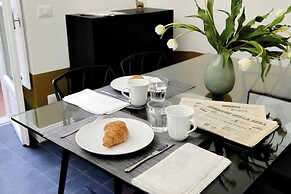 Monti Apartments - My Extra Home