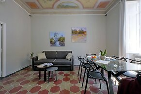 Monti Apartments - My Extra Home