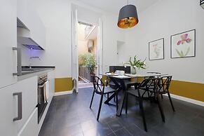 Monti Apartments - My Extra Home