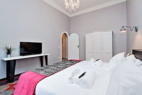 Monti Apartments - My Extra Home