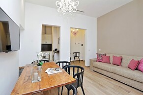 Monti Apartments - My Extra Home