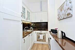 Monti Apartments - My Extra Home