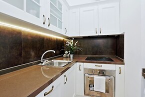 Monti Apartments - My Extra Home