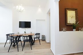 Monti Apartments - My Extra Home