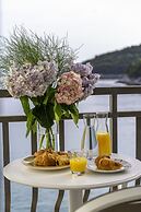 Boutique Pine Tree apartments