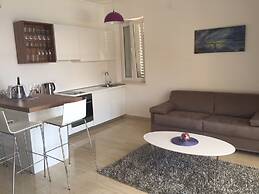 Boutique Pine Tree apartments