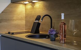 Boutique Pine Tree apartments