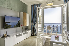 Boutique Pine Tree apartments