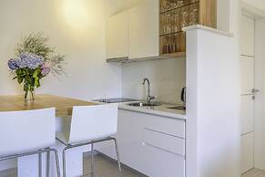 Boutique Pine Tree apartments