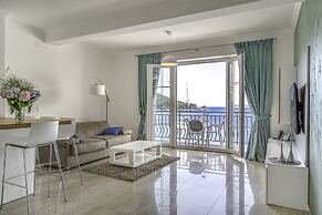 Boutique Pine Tree apartments