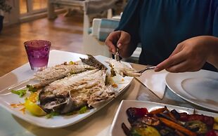 Boutique Pine Tree apartments