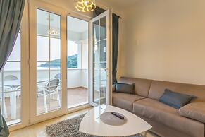 Boutique Pine Tree apartments