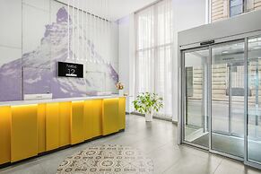 12 Revay Hotel