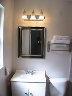 At Home Express Tangerine Inn