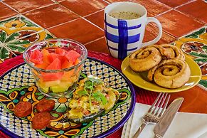 Casa Del Maya Bed & Breakfast