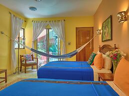Casa Del Maya Bed & Breakfast