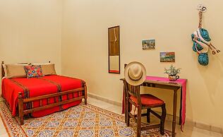 Casa Del Maya Bed & Breakfast