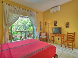 Casa Del Maya Bed & Breakfast