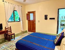 Casa Del Maya Bed & Breakfast