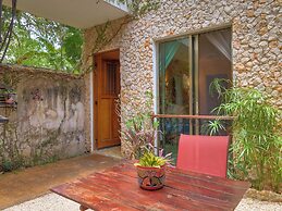 Casa Del Maya Bed & Breakfast