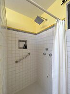 Casa Del Maya Bed & Breakfast