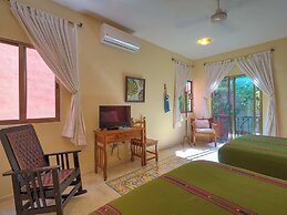 Casa Del Maya Bed & Breakfast