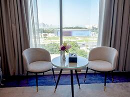 Saraya Corniche Hotel