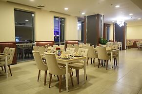 Saraya Corniche Hotel