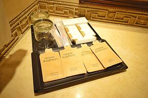 Saraya Corniche Hotel