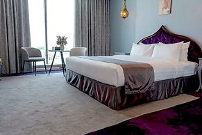 Saraya Corniche Hotel