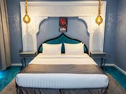Saraya Corniche Hotel