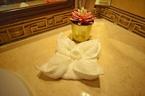 Saraya Corniche Hotel