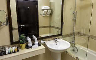 Saraya Corniche Hotel