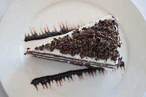 Saraya Corniche Hotel