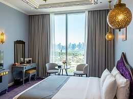 Saraya Corniche Hotel