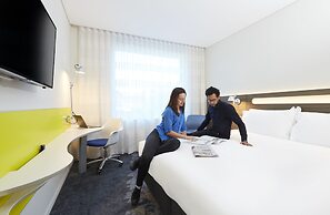 Holiday Inn Express Sydney Macquarie Park by IHG
