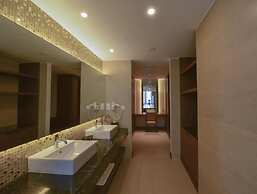 Aristo International Hotel