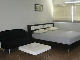Poppular Palace Don Mueang Bangkok