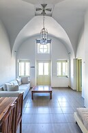 1897 Old River Mansion