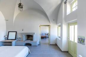 1897 Old River Mansion