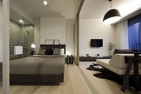 Siamese Ratchakru Residence