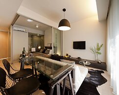 Siamese Ratchakru Residence